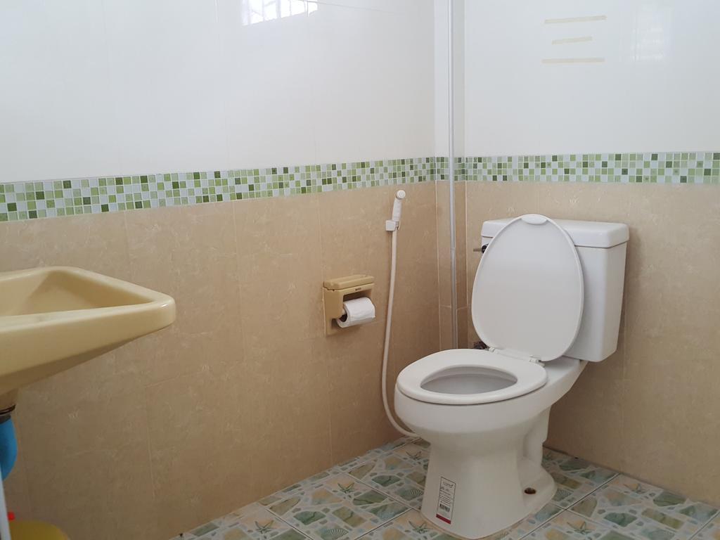Emmanuel Guesthouse Πράτσουατ Κίρι Χαν Εξωτερικό φωτογραφία